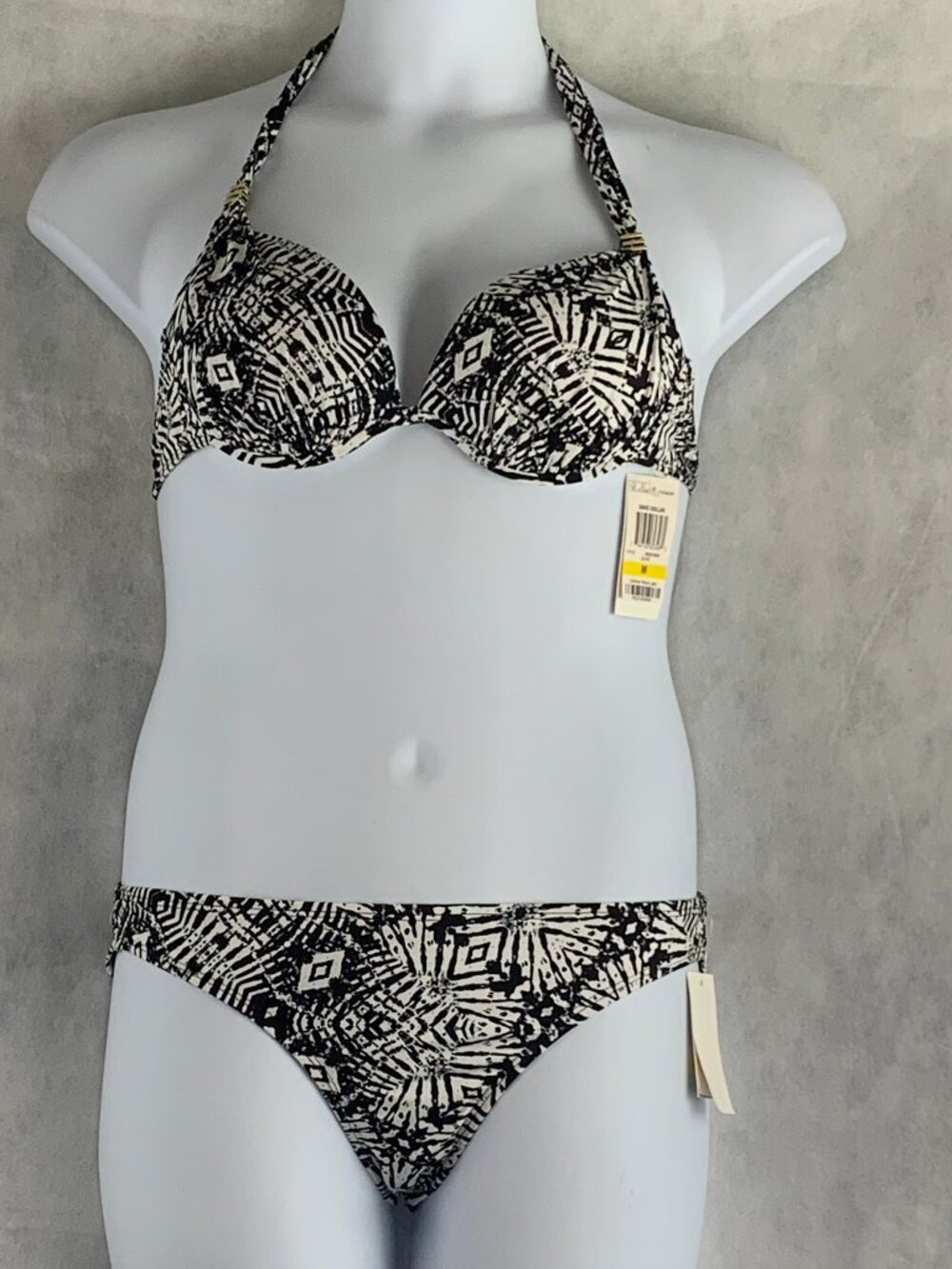 Bar III Women's 2-Piece Bikini Swimsuit Set, Black White Sand Dollar, Medium